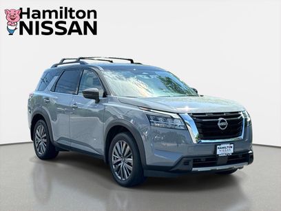 Used 2024 Nissan Pathfinder SL w/ SL Premium Package