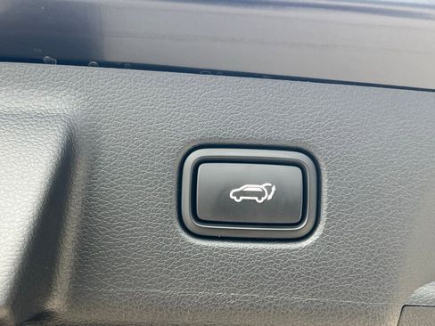 Used 2025 Hyundai Palisade Calligraphy image 17