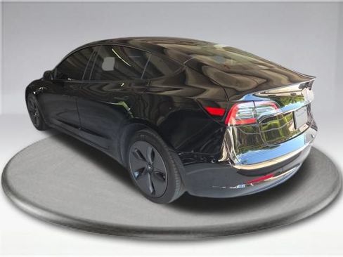 Used 2023 Tesla Model 3 Standard Range RWD image 10