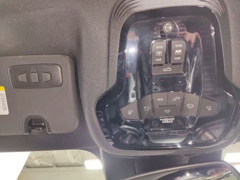 Used 2024 Alfa Romeo Giulia Veloce image 25