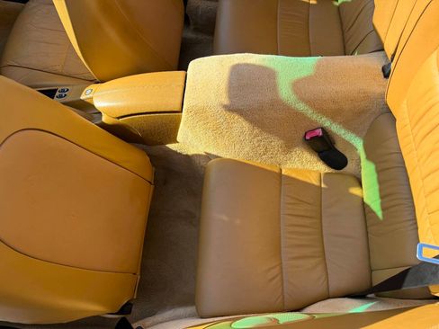 Used 2000 Porsche 911 Carrera 4 image 46