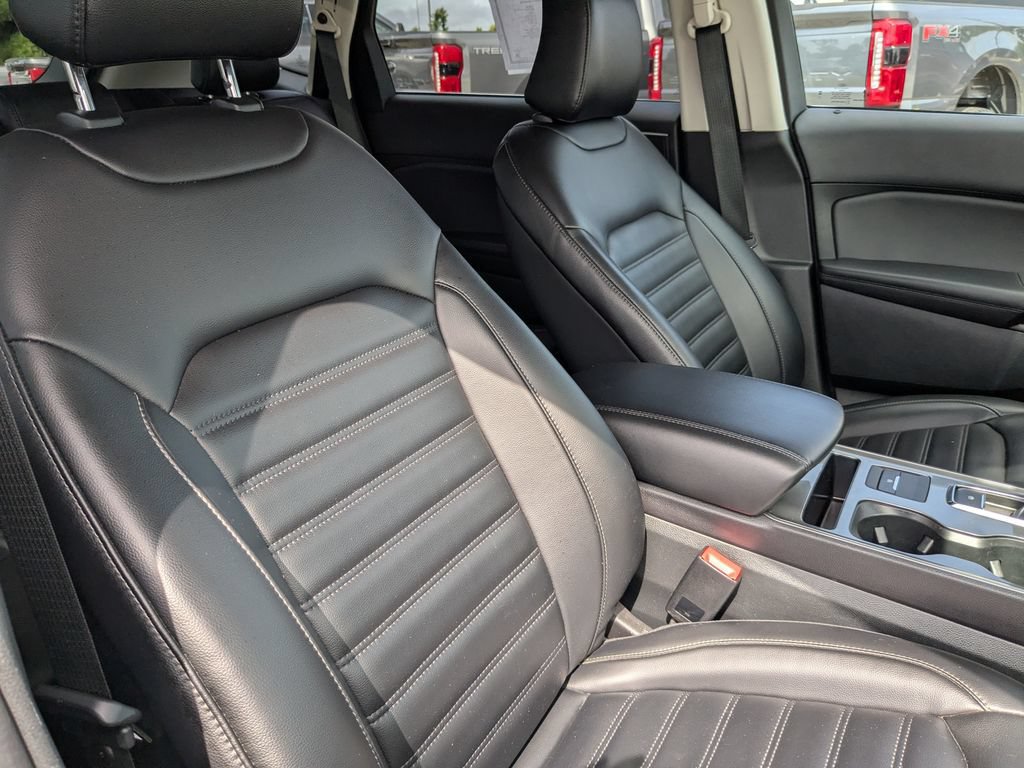 Used 2024 Ford Edge SEL w/ Convenience Package AWD/4WD image 14