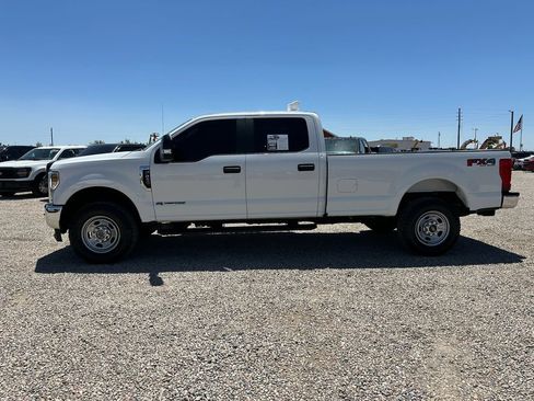 Used 2019 Ford F250 XL w/ Power Equipment Group AWD/4WD image 6
