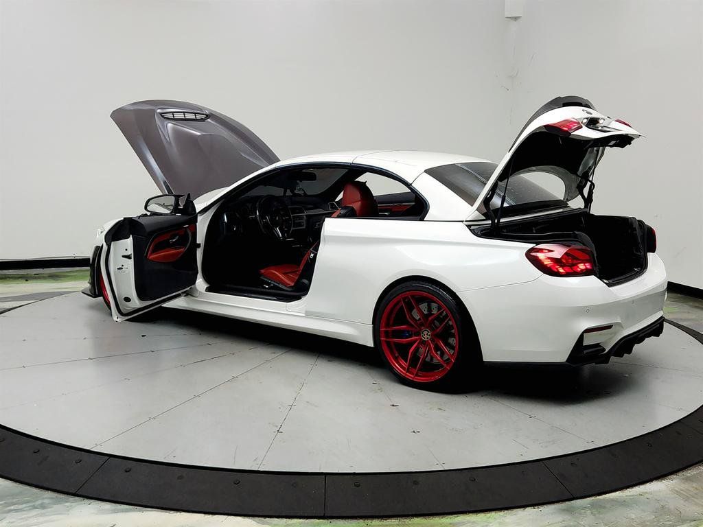 Used 2016 BMW M4 Convertible RWD image 11