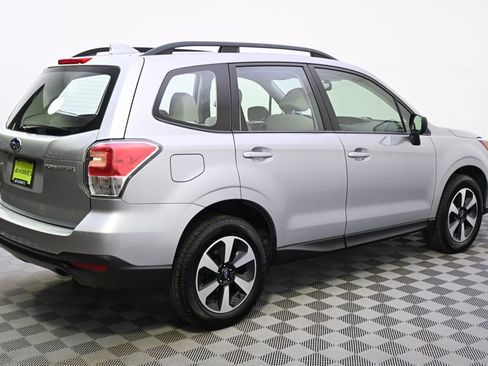 Used 2018 Subaru Forester 2.5i w/ Alloy Wheel Package image 7