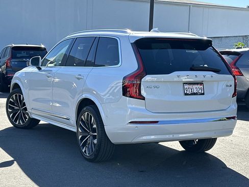 Certified 2025 Volvo XC90 B6 Plus w/ Protection Package Premier image 6