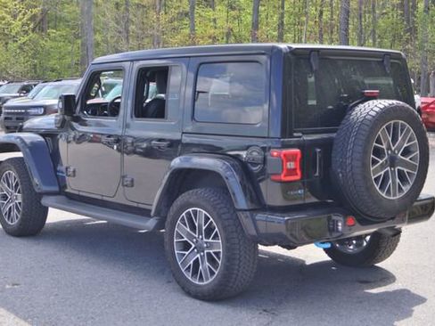Used 2024 Jeep Wrangler High Altitude AWD/4WD image 7