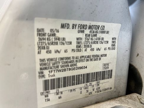 Used 2016 Ford F250 Lariat w/ Chrome Package image 19