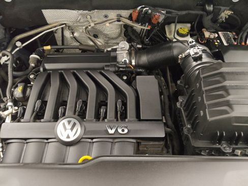 Used 2022 Volkswagen Atlas Cross Sport SEL Premium R-Line w/ Cross Sport MDO Package AWD/4WD image 30