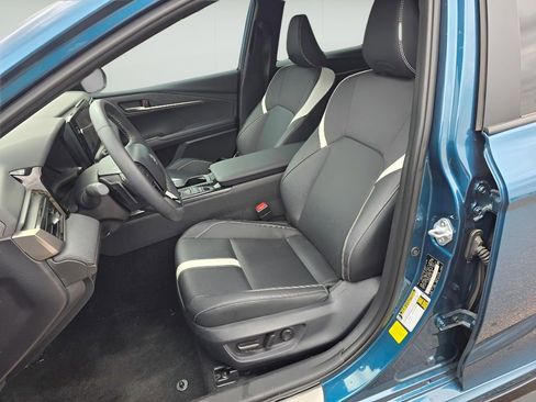Used 2026 Toyota Camry SE w/ Multimedia Upgrade Package FWD image 10