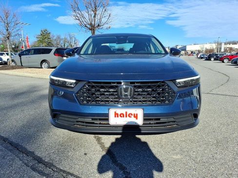 Used 2024 Honda Accord EX image 10