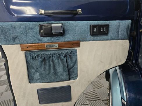 Used 1991 Dodge B2500 image 80