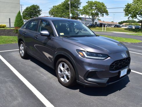 Certified 2024 Honda HR-V LX image 2