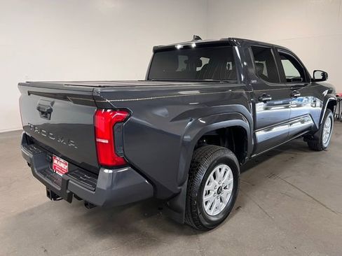 Used 2025 Toyota Tacoma SR5 image 3