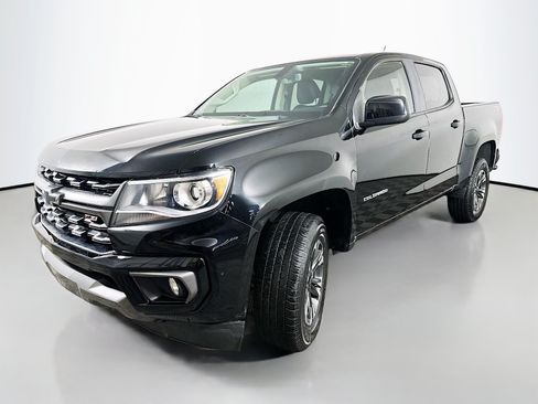 Used 2022 Chevrolet Colorado Z71 AWD/4WD image 3