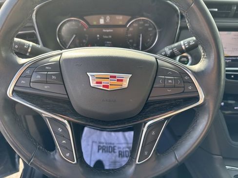 Certified 2021 Cadillac XT5 Premium Luxury w/ LPO, Floor Liner Package image 15