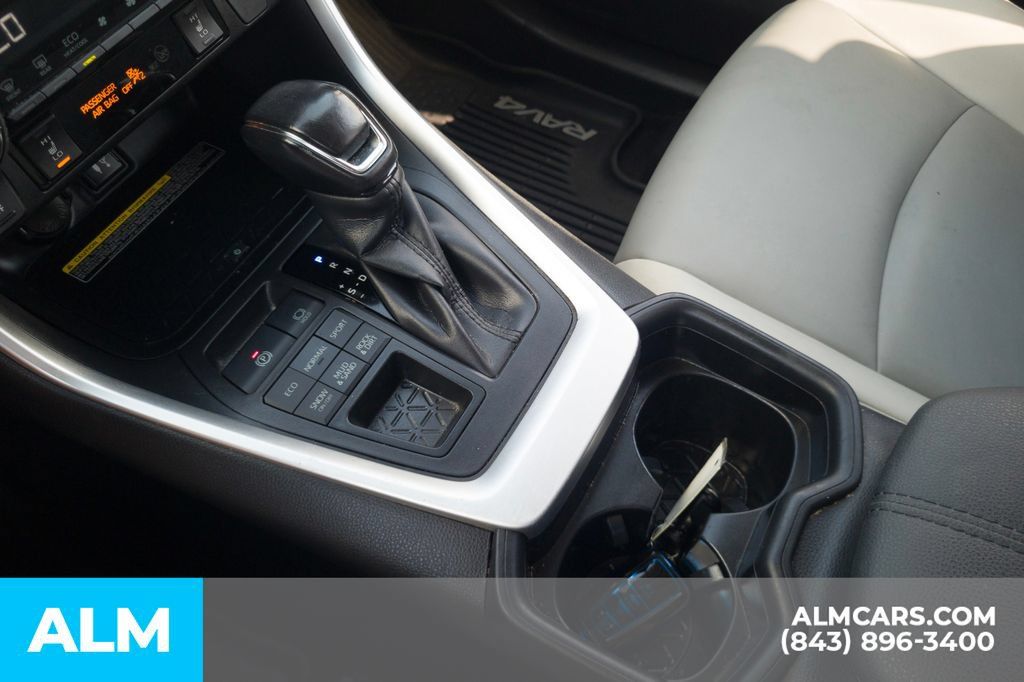 Used 2019 Toyota RAV4 XLE Premium w/ Advanced Technology Package AWD/4WD image 30