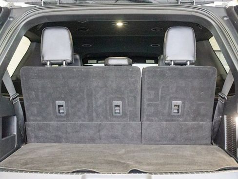 Used 2021 Ford Expedition XLT image 9