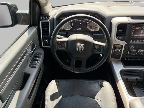Used 2017 RAM 1500 Big Horn RWD image 10