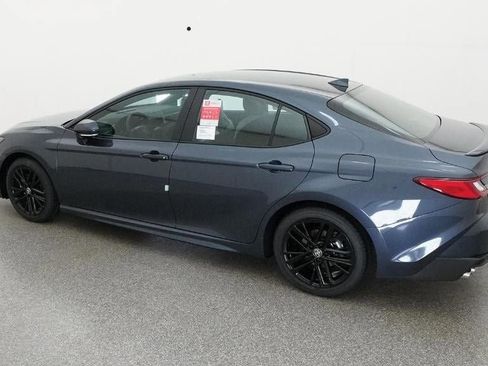 New 2026 Toyota Camry SE image 4