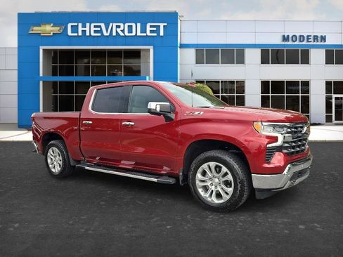 Used 2025 Chevrolet Silverado 1500 LTZ w/ LTZ Premium Package AWD/4WD image 7