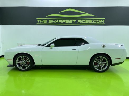 Used 2021 Dodge Challenger R/T RWD image 6