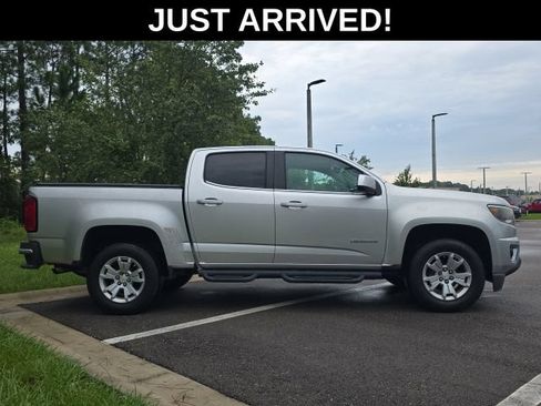 Used 2016 Chevrolet Colorado LT w/ LT Convenience Package RWD image 3