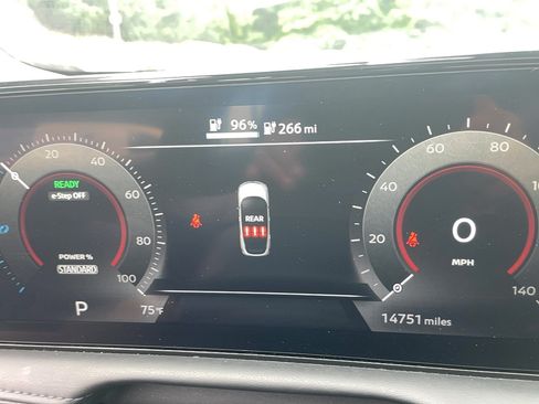 Used 2024 Nissan Ariya AWD image 13
