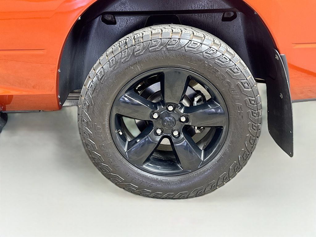 Used 2023 RAM 1500 Express AWD/4WD image 26