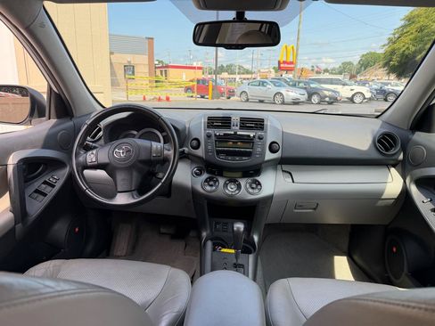 Used 2011 Toyota RAV4 Limited w/ Limited Extra Value Pkg AWD/4WD image 5