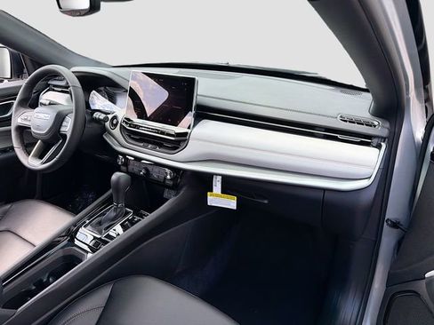 New 2026 Jeep Compass Limited AWD/4WD image 30