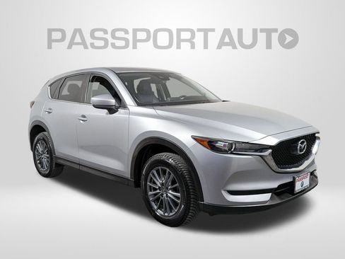 Used 2017 MAZDA CX-5 Touring w/ Preferred Equipment Package image 8