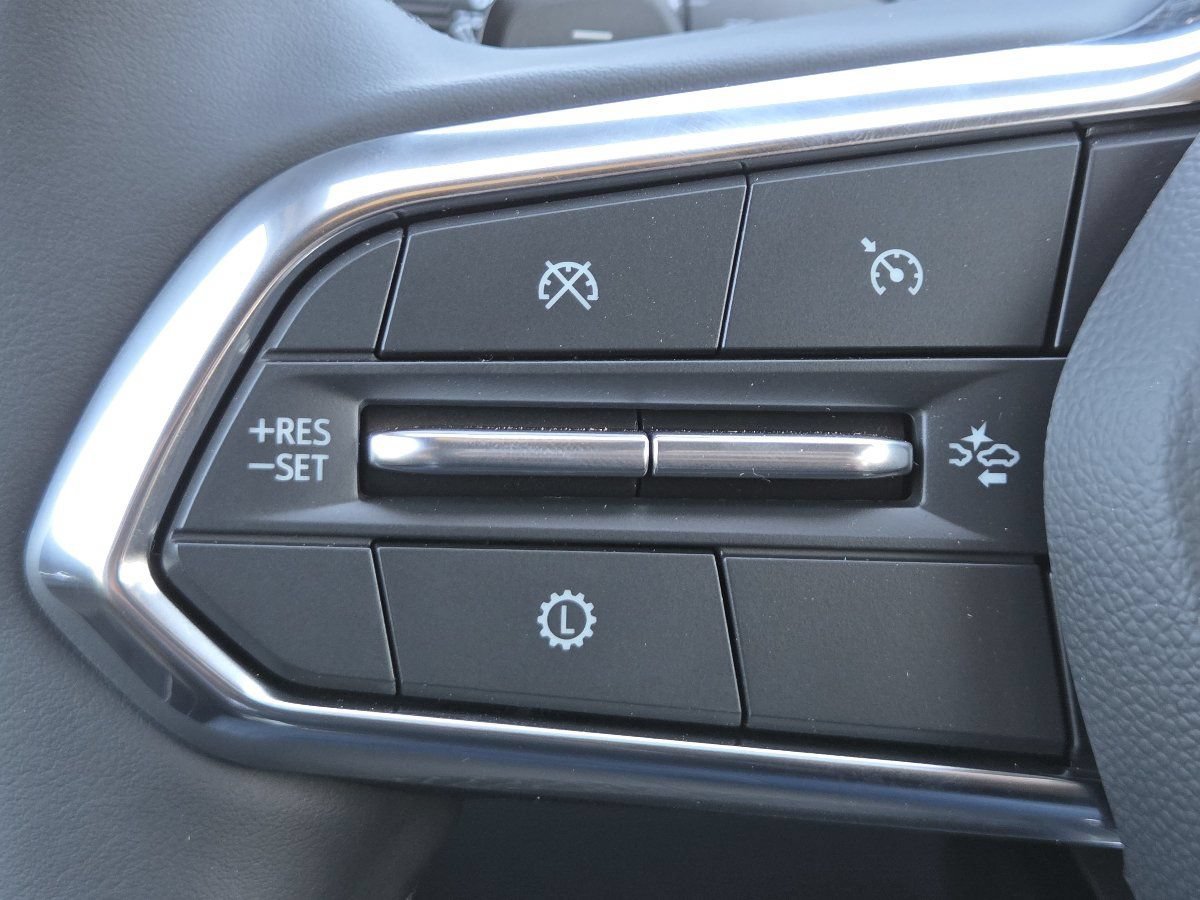 New 2027 Chevrolet Equinox LT w/ Convenience Package II FWD image 33