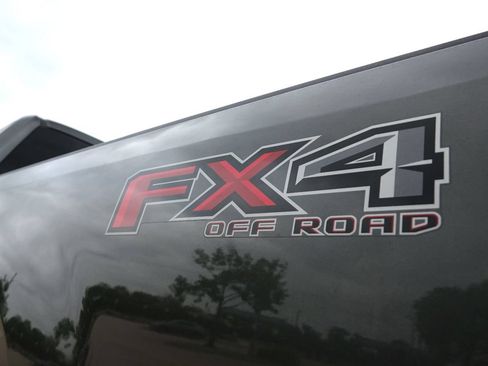 Used 2019 Ford F250 XLT w/ XLT Premium Package AWD/4WD image 29