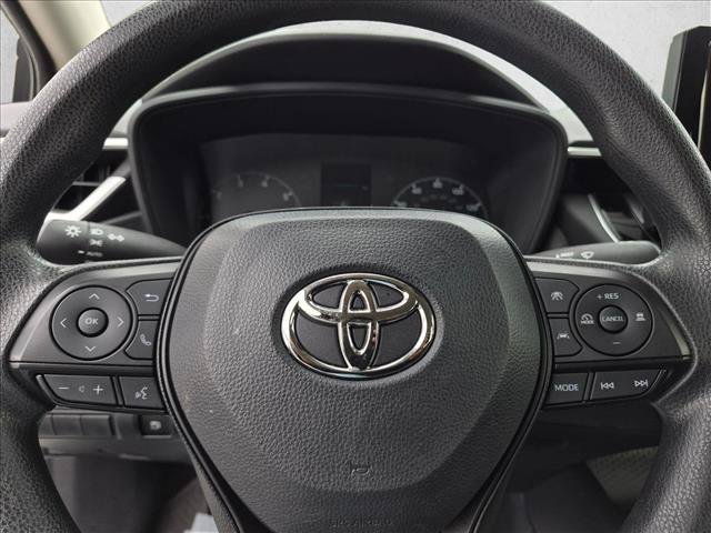 Used 2023 Toyota Corolla LE FWD image 11