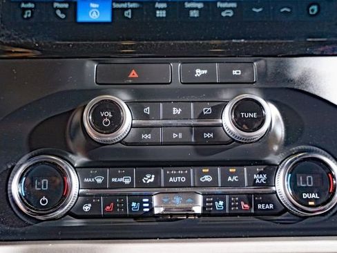 Used 2022 Ford Expedition Max Limited image 30