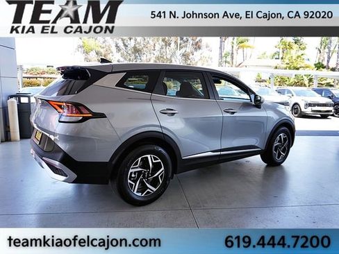 Certified 2025 Kia Sportage LX FWD image 8