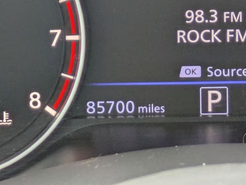 Used 2020 Nissan Altima 2.5 SR w/ Premium Package image 11