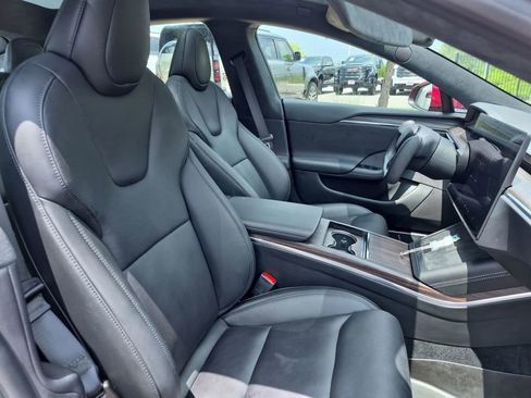 Used 2024 Tesla Model S AWD/4WD image 37