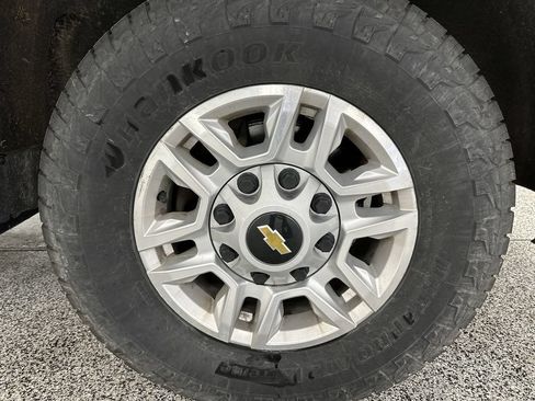 Used 2021 Chevrolet Silverado 2500 LT w/ All Star Edition AWD/4WD image 16