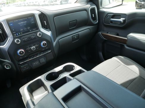 Used 2021 GMC Sierra 1500 Elevation w/ X31 Off-Road Package AWD/4WD image 11
