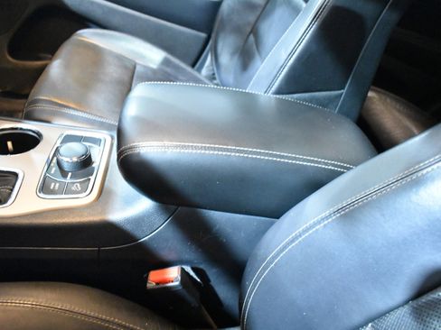 Used 2017 Jeep Grand Cherokee Limited w/ Luxury Group II image 21