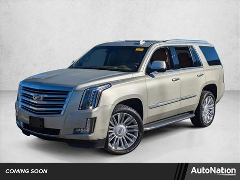 Used 2016 Cadillac Escalade Platinum image 1