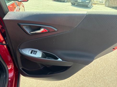 Used 2024 Chevrolet Malibu RS image 38