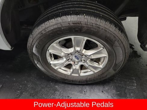 Used 2015 Ford F150 XLT w/ Equipment Group 301A Mid AWD/4WD image 12