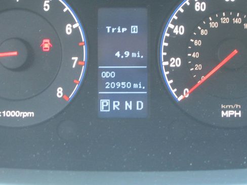Used 2011 Hyundai Azera Limited FWD image 30