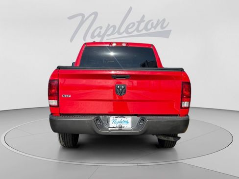 Used 2022 RAM 1500 Classic SLT RWD image 4