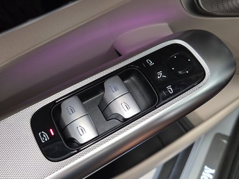 New 2026 Mercedes-Benz GLC 300 4MATIC image 18