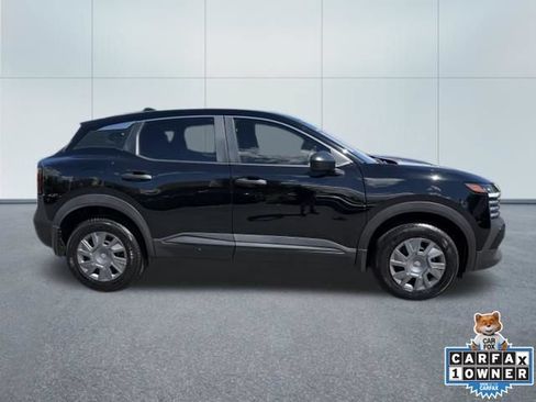 Used 2025 Nissan Kicks S FWD image 2