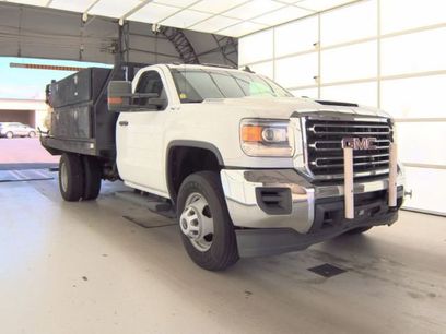 Used 2018 GMC Sierra 3500 4x4 Regular Cab w/ Sierra Convenience Package